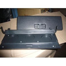 Крышка вещ. ящика 21083-5303020 в сборе (30)